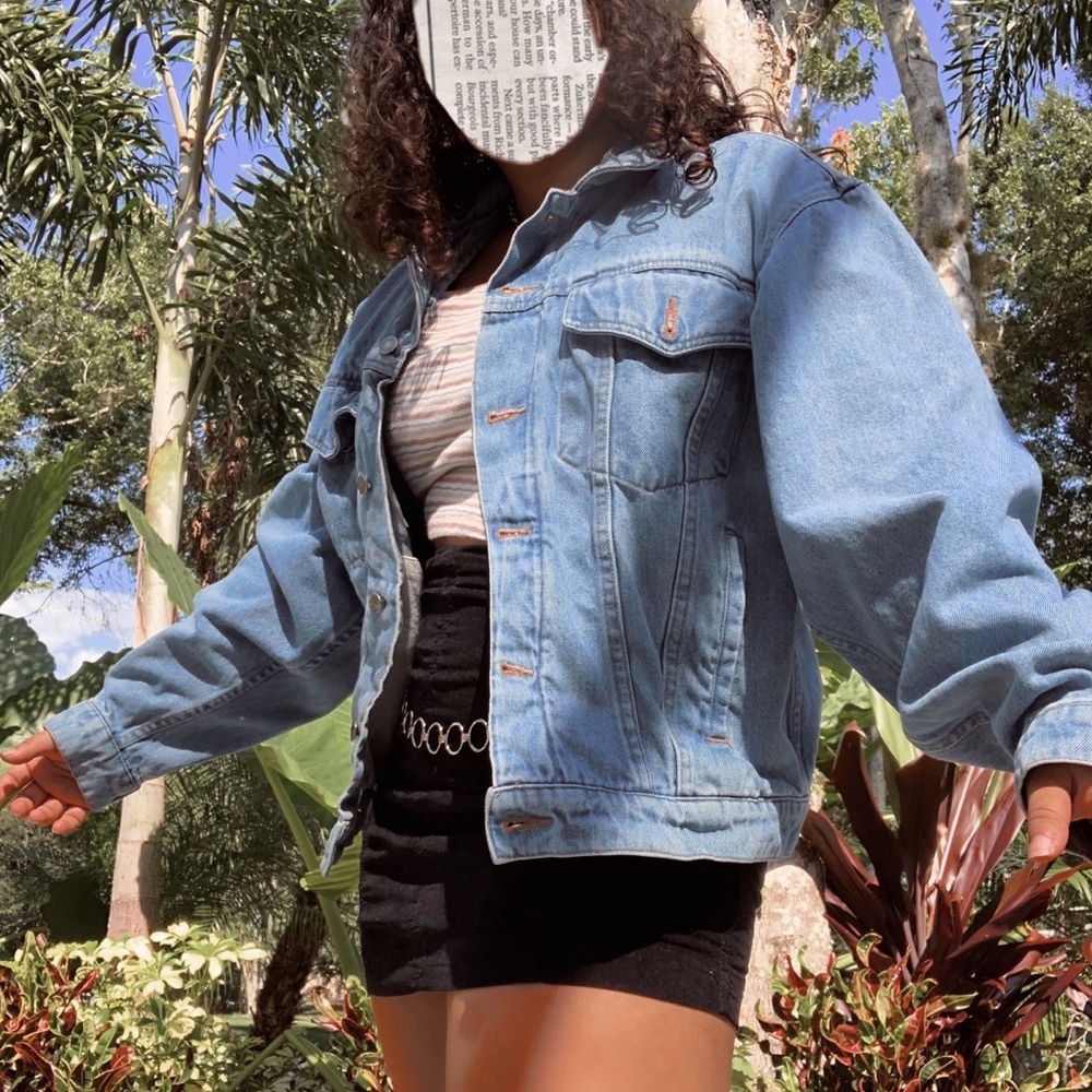 Wrangler vintage light wash denim jacket•size:M